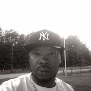 Meet your Posher, Dennis